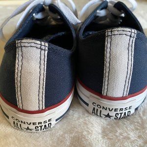 Converse All Star Chuck Taylor Size 9 Navy Blue